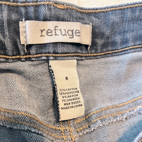 High Waisted Distressed Denim Shorts - Picture 3 of 3